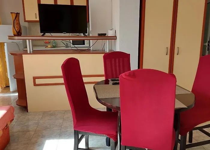 прохлада Синеморец